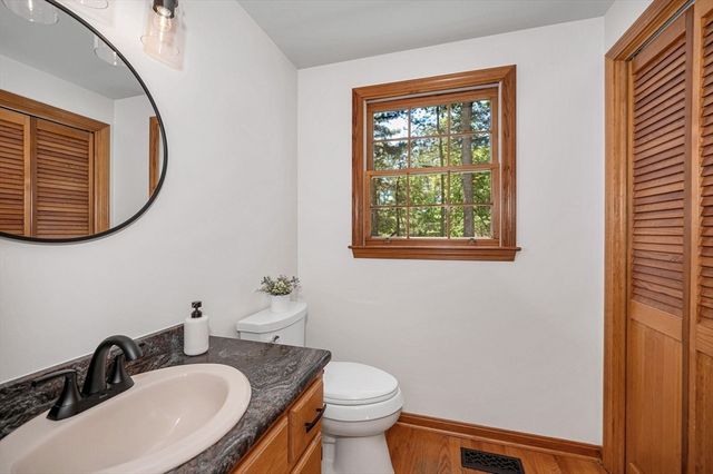 37 Apache Way, Wilmington, MA 01887