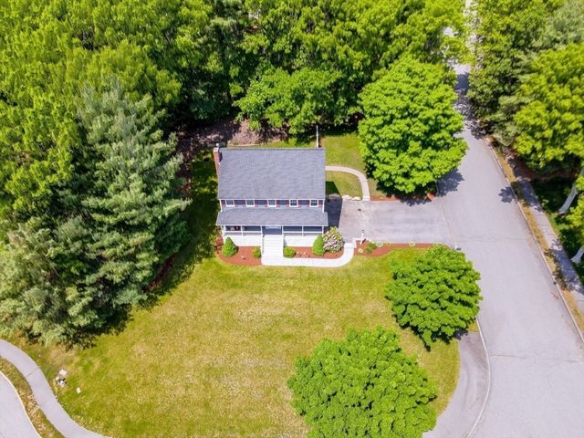 37 Apache Way, Wilmington, MA 01887