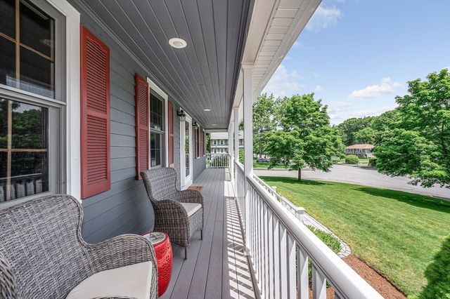 37 Apache Way, Wilmington, MA 01887