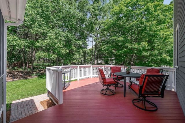 37 Apache Way, Wilmington, MA 01887