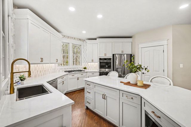2323 QUEENSBURY DR, Fallston, MD 21047