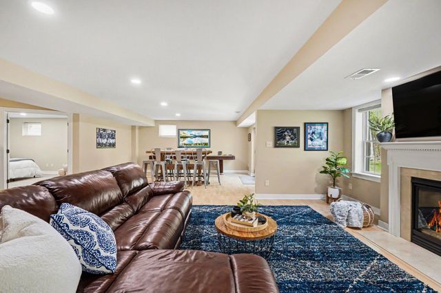2323 QUEENSBURY DR, Fallston, MD 21047