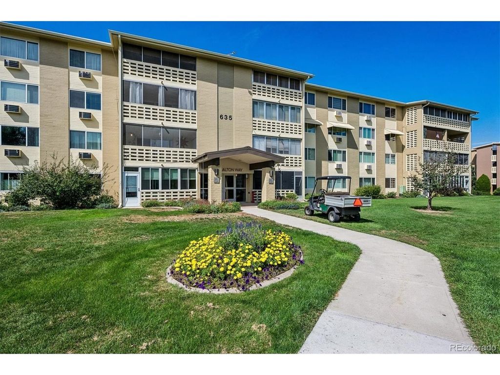 635 S Alton Way 11A, Denver, CO 80247