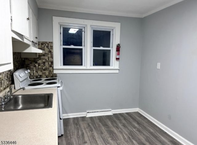 13 Route 206, Sandyston Twp., NJ 07826