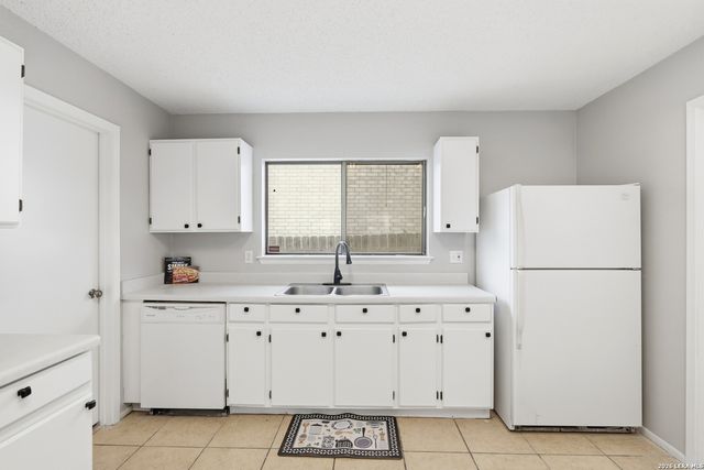 9110 Roquefort, San Antonio, TX 78250