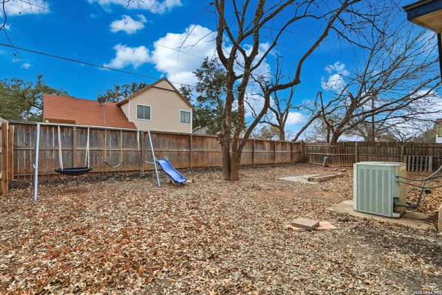 9110 Roquefort, San Antonio, TX 78250