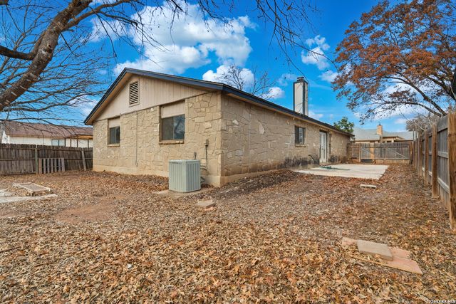 9110 Roquefort, San Antonio, TX 78250