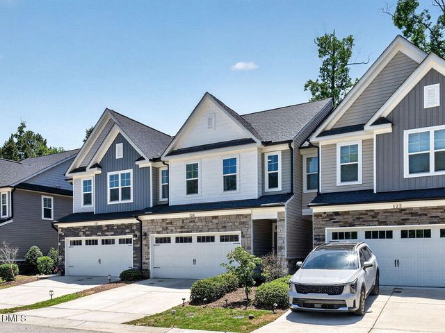 125 Orvis Drive, Holly Springs, NC 27540