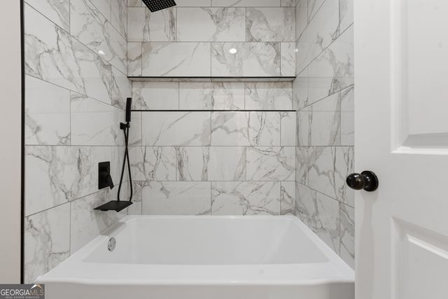 1043 Mccalla Street NE, Conyers, GA 30012