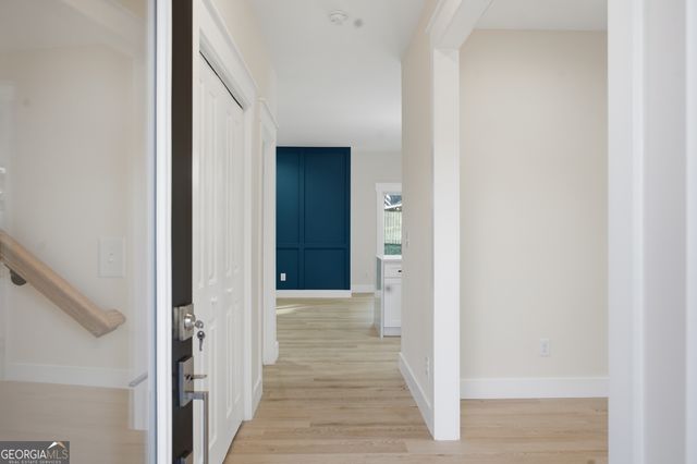 1043 Mccalla Street NE, Conyers, GA 30012