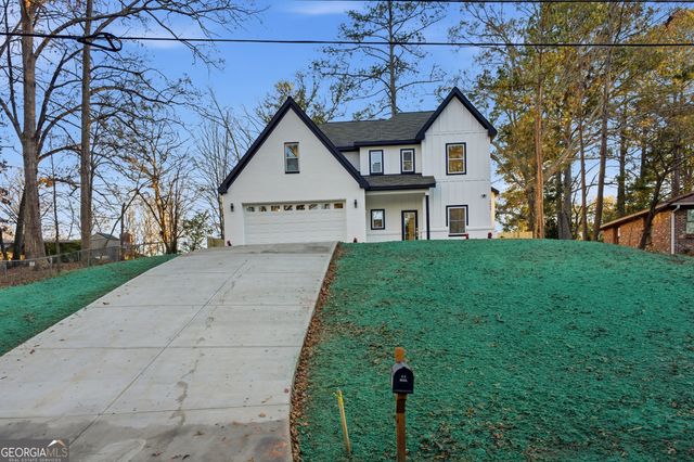 1043 Mccalla Street NE, Conyers, GA 30012