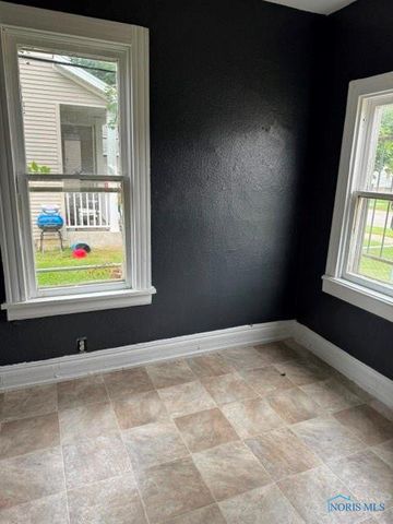 1015 Belmont Avenue, Toledo, OH 43607