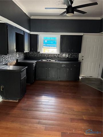 1015 Belmont Avenue, Toledo, OH 43607