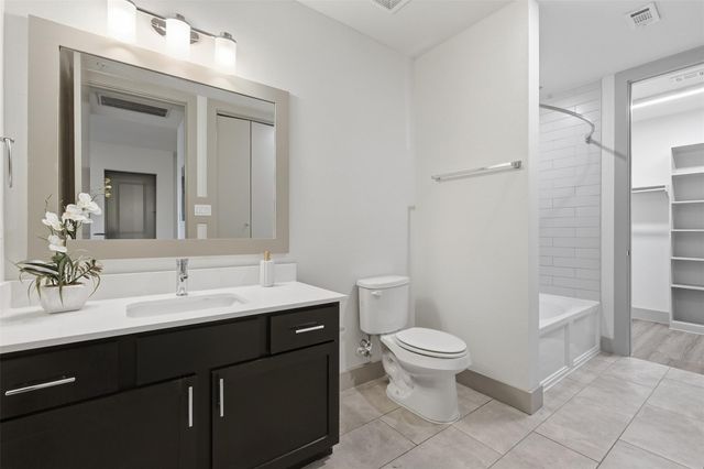 4509 Mount Vernon Street 8, Houston, TX 77006