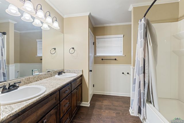 1130 Oakwood St., Carthage, TX 75633