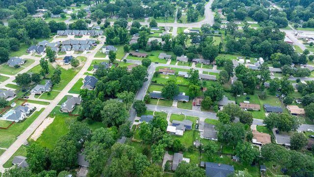 1130 Oakwood St., Carthage, TX 75633