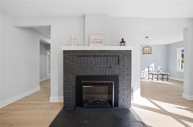 2220 Battery Park Rd, Chesapeake, VA 23323