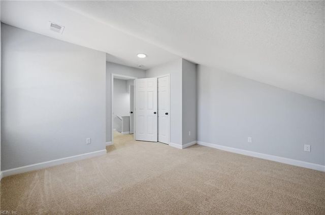 2220 Battery Park Rd, Chesapeake, VA 23323