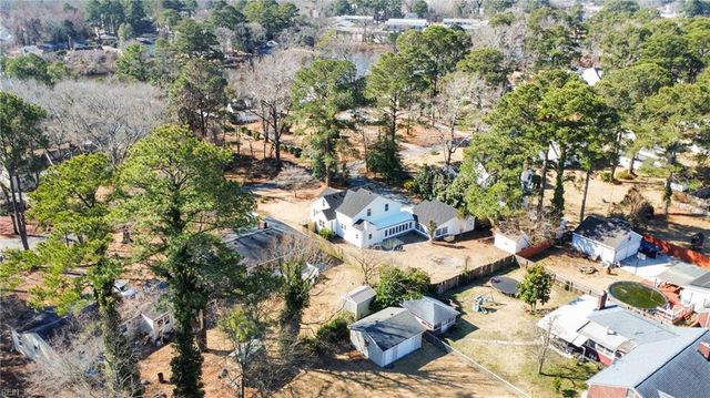 2220 Battery Park Rd, Chesapeake, VA 23323