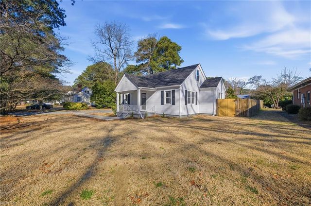 2220 Battery Park Rd, Chesapeake, VA 23323