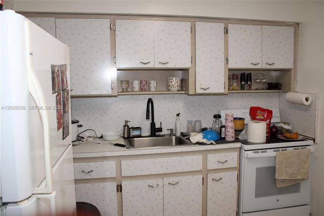 1040 NW 23rd Court, Miami, FL 33125