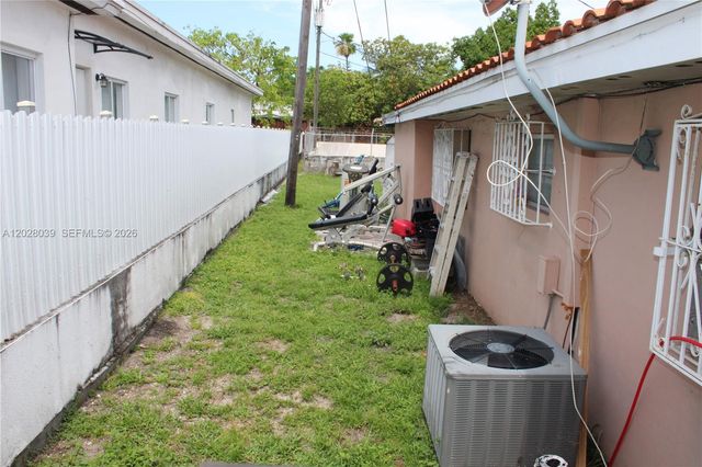 1040 NW 23rd Court, Miami, FL 33125