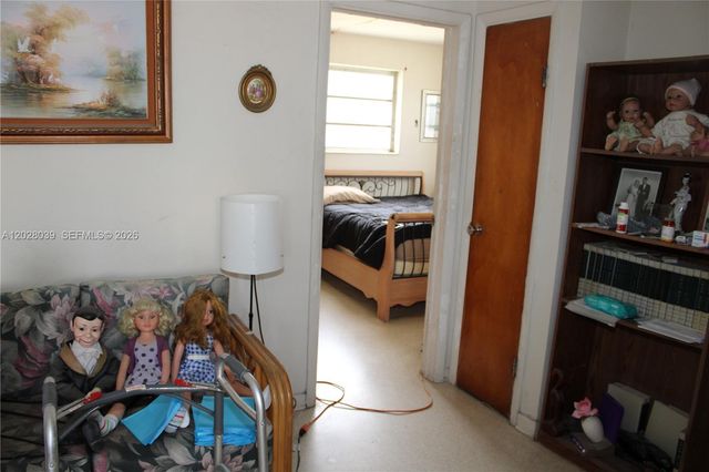 1040 NW 23rd Court, Miami, FL 33125