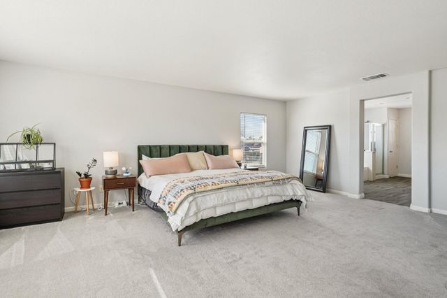 5900 Mclean Dr, Elk Grove, CA 95757