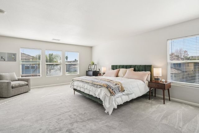 5900 Mclean Dr, Elk Grove, CA 95757