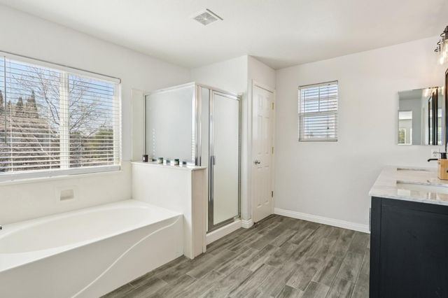 5900 Mclean Dr, Elk Grove, CA 95757