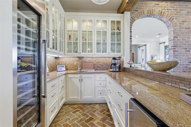 4806 Portrush Drive, Lake Charles, LA 70605