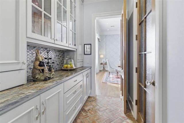 4806 Portrush Drive, Lake Charles, LA 70605