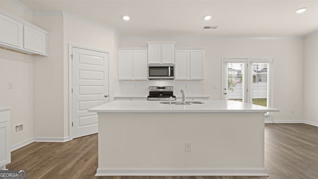 480 Silver Moon Drive, Loganville, GA 30052