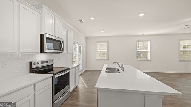 480 Silver Moon Drive, Loganville, GA 30052