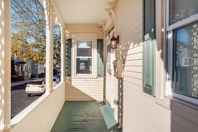 36 Dearborn Street, Newport, RI 02840