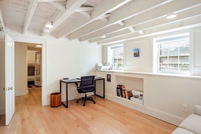 36 Dearborn Street, Newport, RI 02840