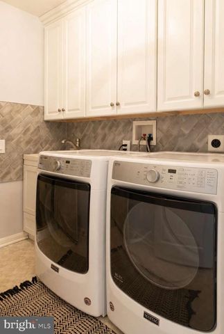 204 JOYCE CIR, Avondale, PA 19311