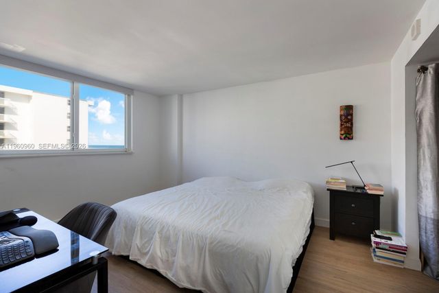 345 Ocean Dr 819, Miami Beach, FL 33139