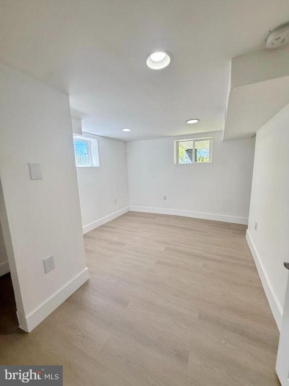 Image 17 of property listing at 4202 EDMONSTON RD, Bladensburg, MD 20710