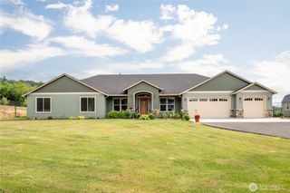 192 Cross Creek Drive, Kelso, WA 98626