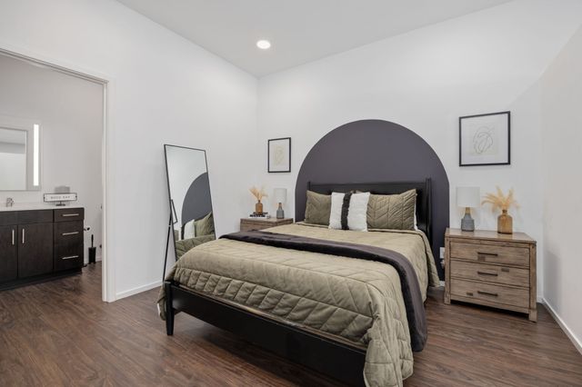 920 South St Apt 402, Nashville, TN 37203