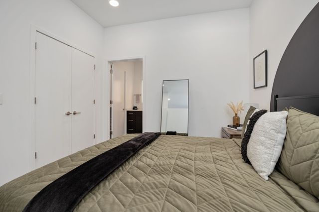 920 South St Apt 402, Nashville, TN 37203