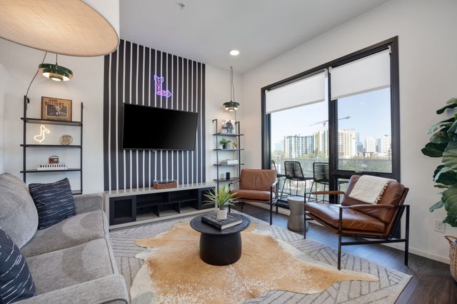 920 South St Apt 402, Nashville, TN 37203