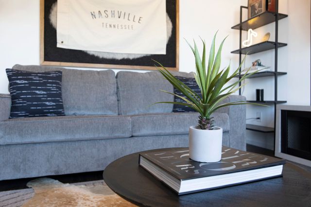 920 South St Apt 402, Nashville, TN 37203