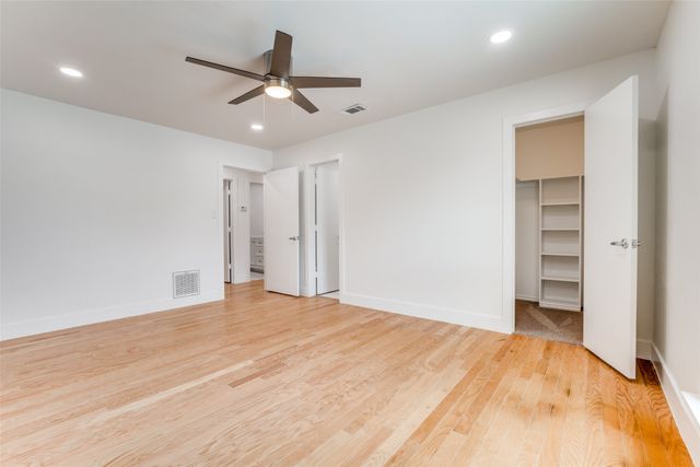 1323 Lark Lane, Lewisville, TX 75077