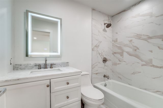 1323 Lark Lane, Lewisville, TX 75077