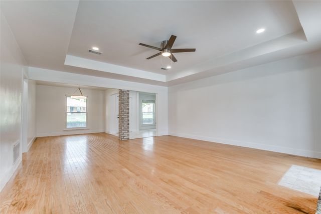 1323 Lark Lane, Lewisville, TX 75077