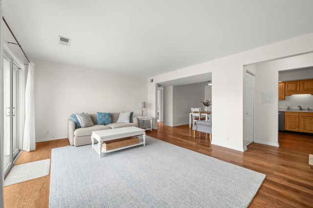 3622 Lake Shore Drive G12, St. Joseph City, MI 49085