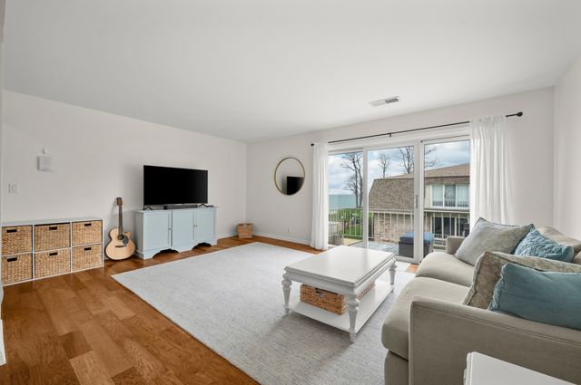 3622 Lake Shore Drive G12, St. Joseph City, MI 49085