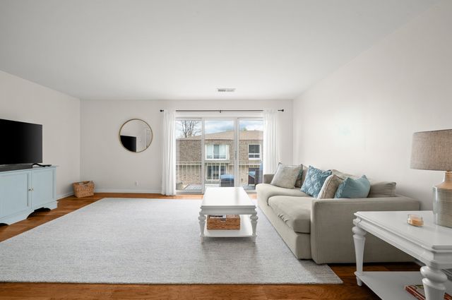 3622 Lake Shore Drive G12, St. Joseph City, MI 49085